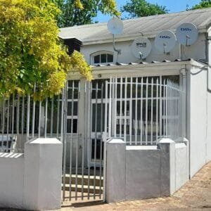 459a on Main | Paarl Self-Catering @ Gim